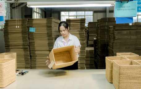 How Phu Minh Controls Moisture in Rattan & Bamboo Products Exported to Cold Climates: The Science Behind Zero-Mold Supply Chains